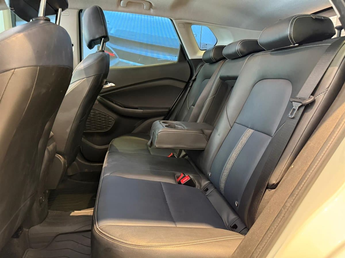 Chevrolet Tracker - Imagen 10