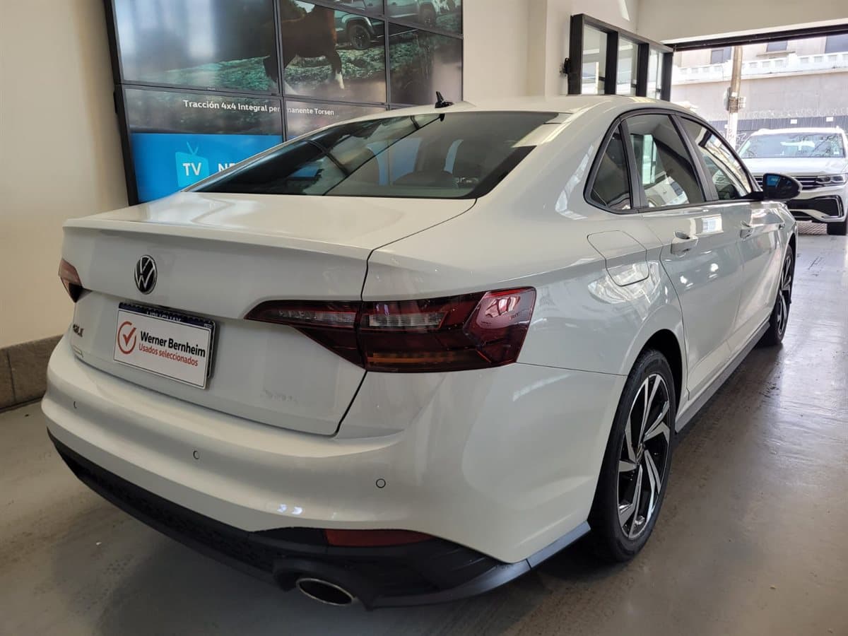 Volkswagen Vento - Imagen 2