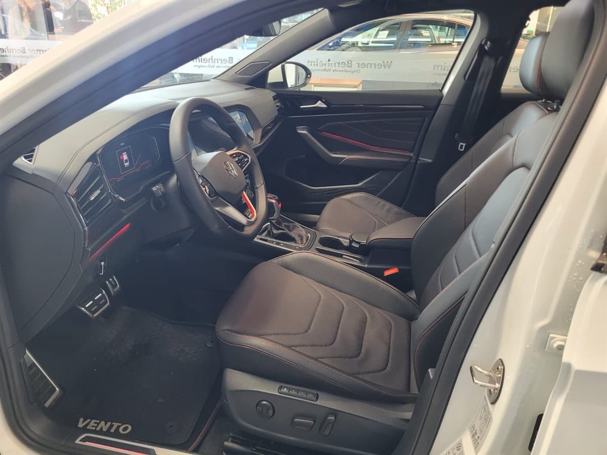 Volkswagen Vento - Imagen 15