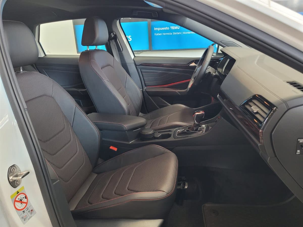 Volkswagen Vento - Imagen 13