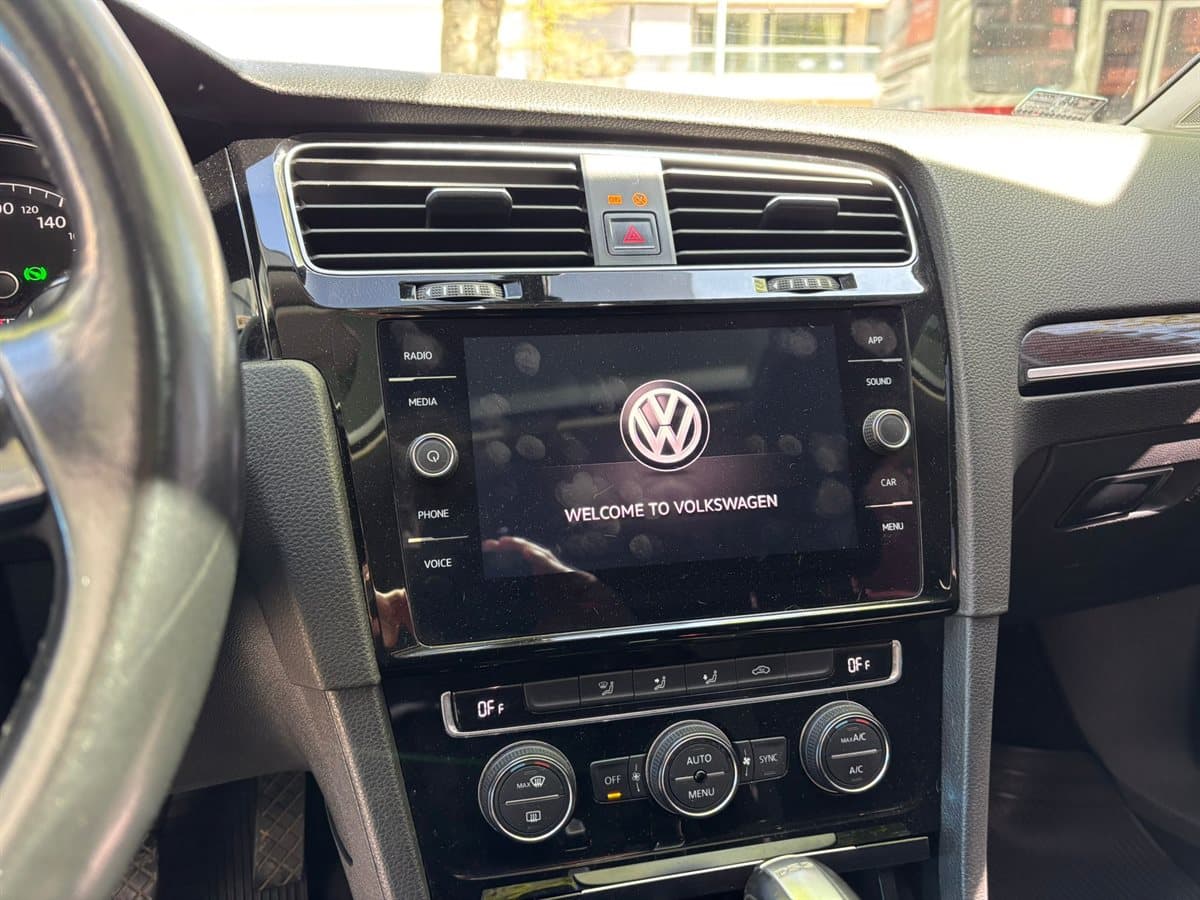 Volkswagen Golf - Imagen 21