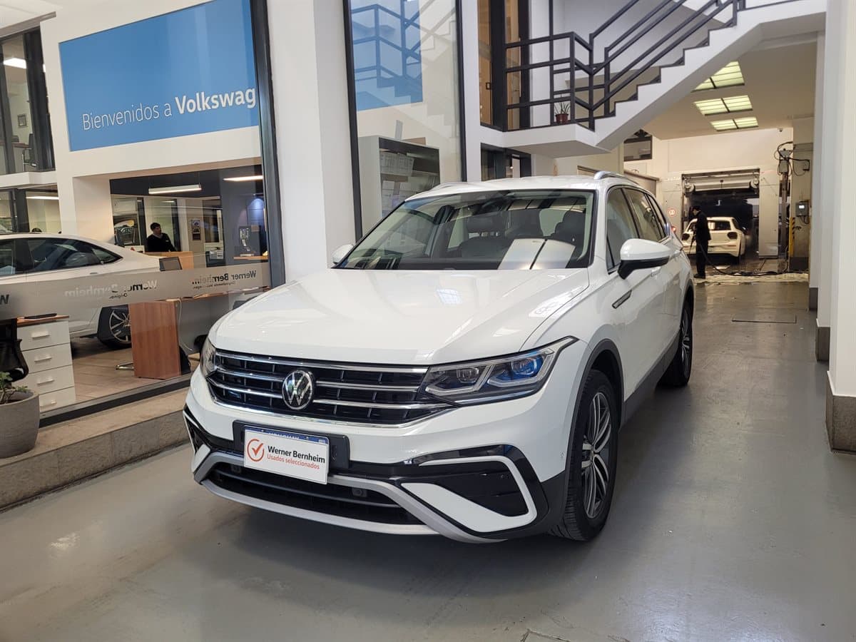 Volkswagen Tiguan - Imagen 1