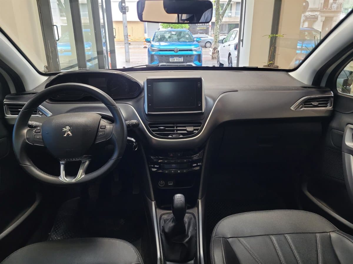 Peugeot 2008 - Imagen 17