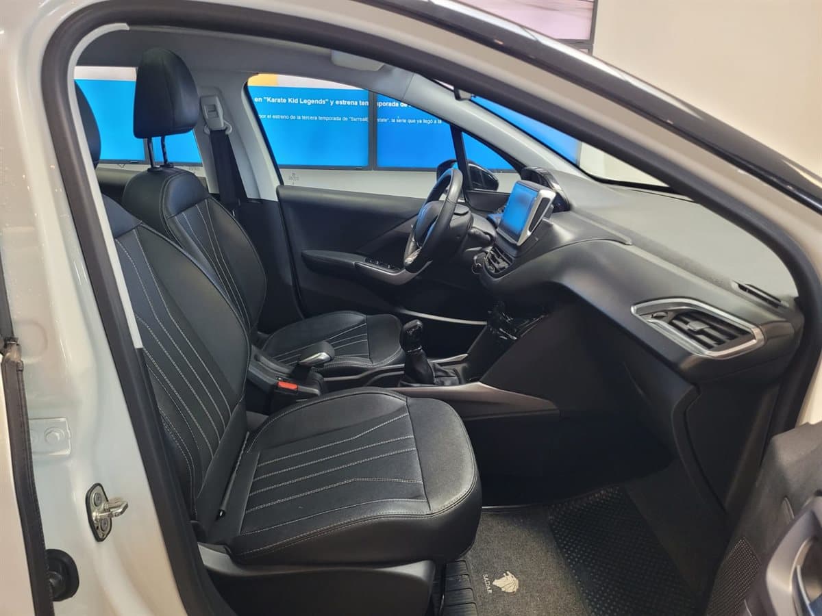 Peugeot 2008 - Imagen 11