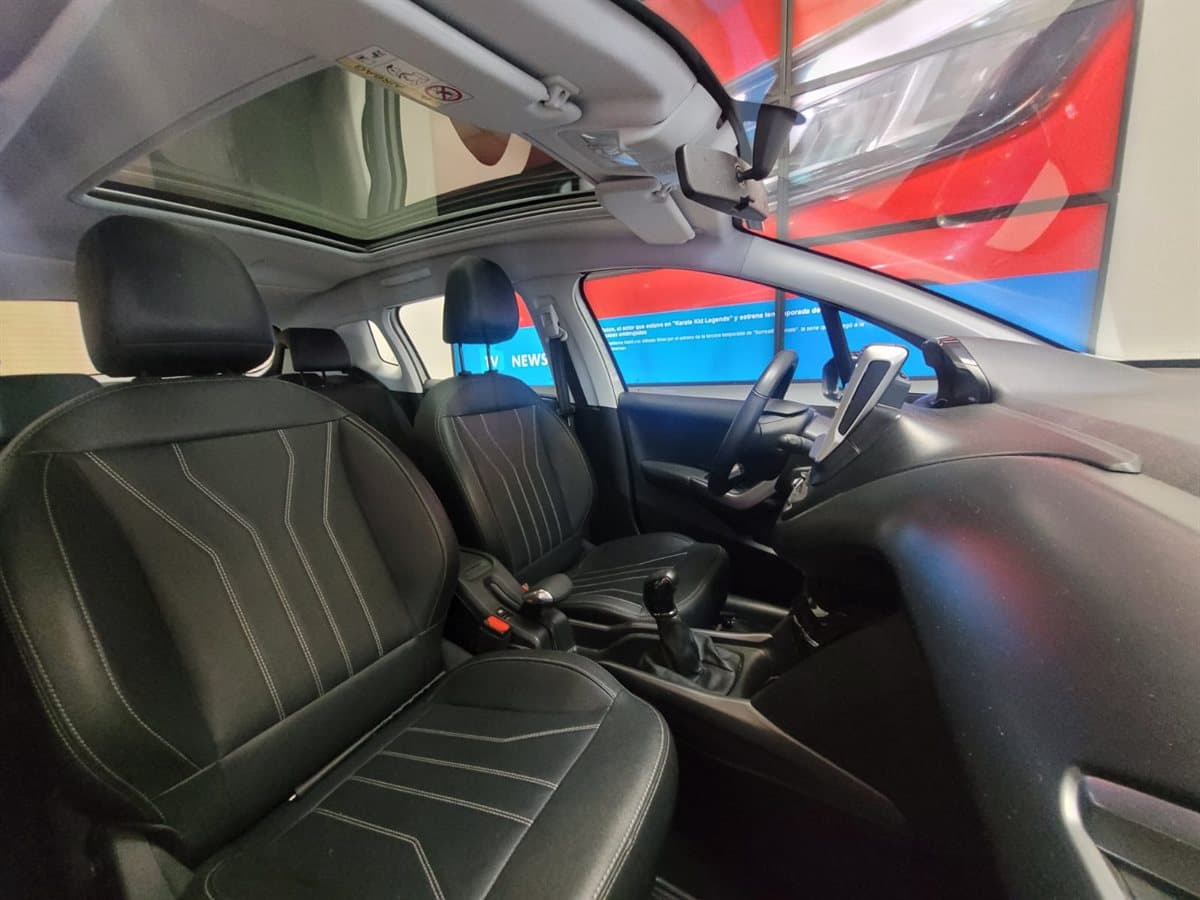Peugeot 2008 - Imagen 10