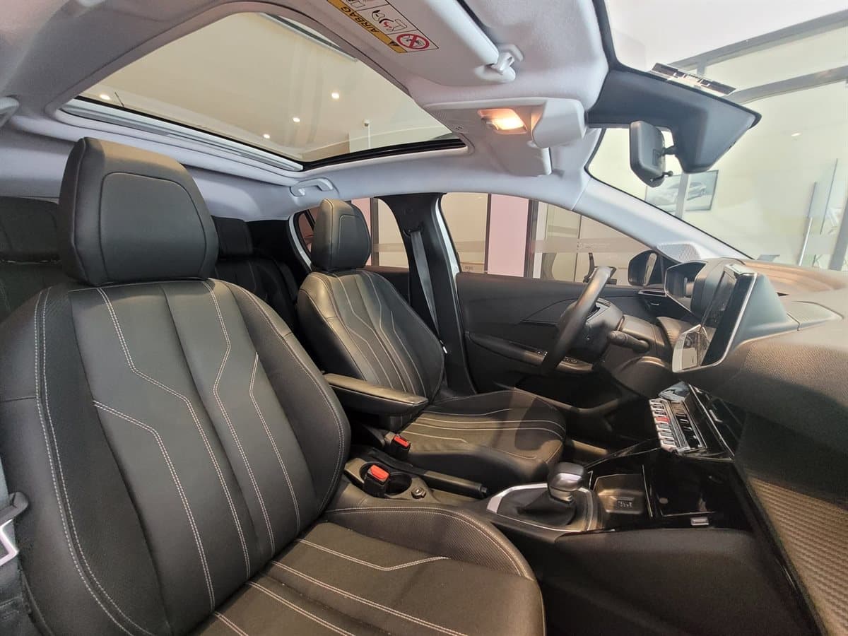 Peugeot 208 - Imagen 10