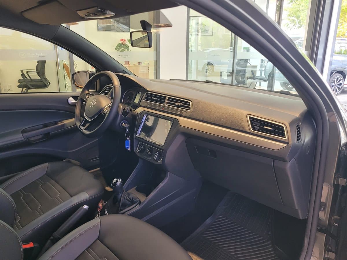 Volkswagen Saveiro - Imagen 11