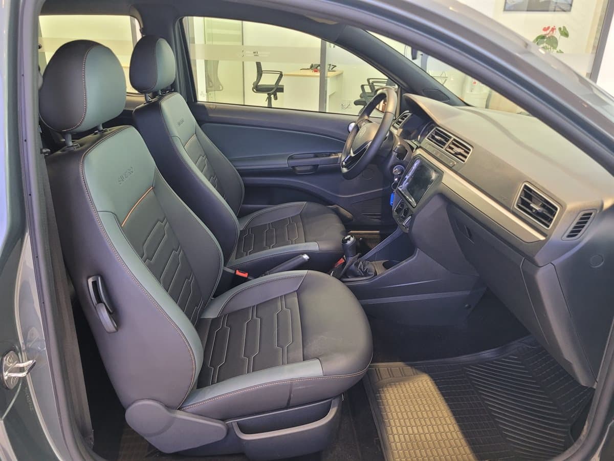 Volkswagen Saveiro - Imagen 12