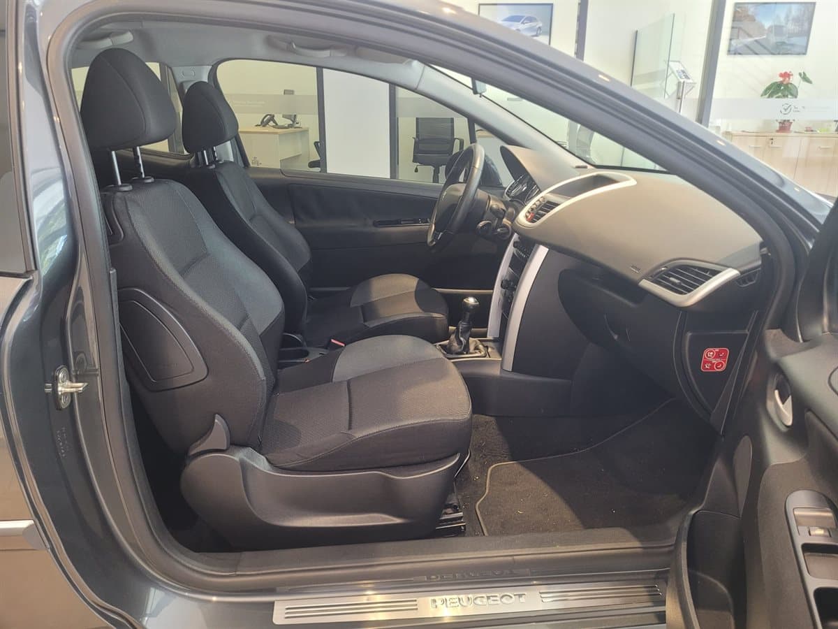 Peugeot 207 - Imagen 11