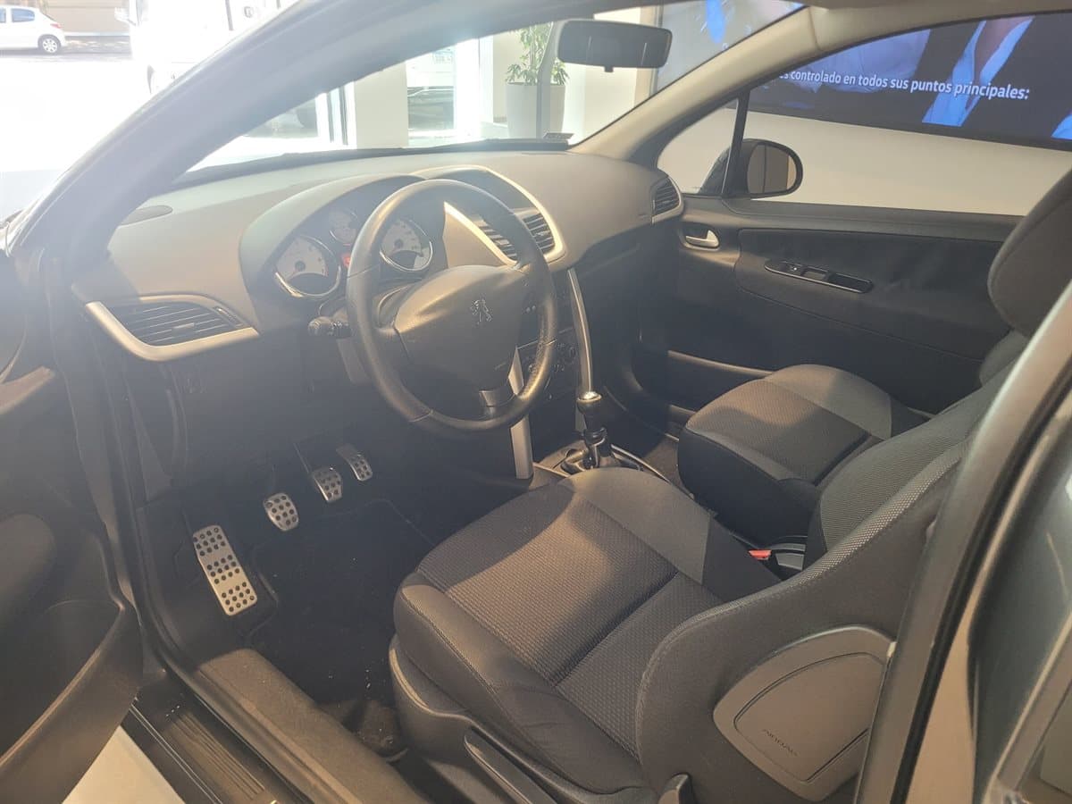 Peugeot 207 - Imagen 16