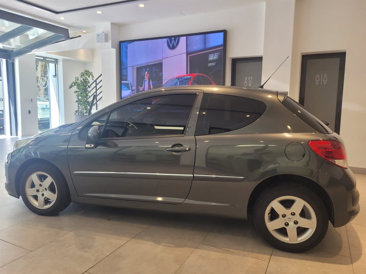 Peugeot 207 - Imagen 8