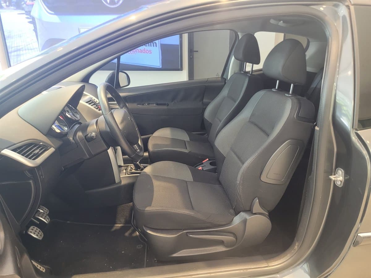 Peugeot 207 - Imagen 17