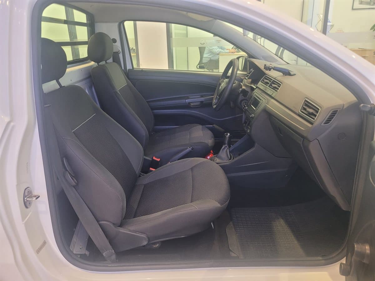 Volkswagen Saveiro - Imagen 9